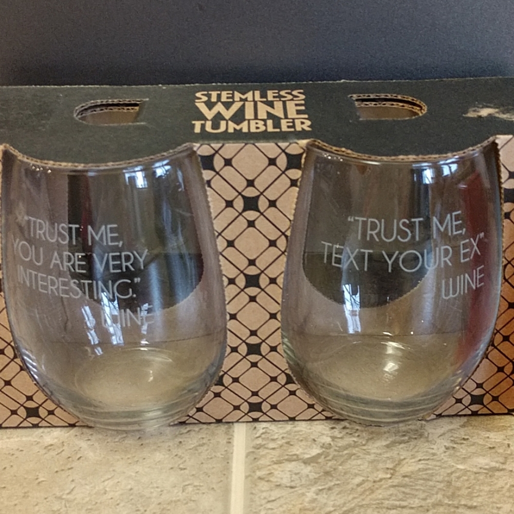 5 For 25.00/Set (of 2) funny Wine glass set,NIB